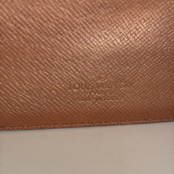 Lv Monog man’s wallet this is a slime fit edition in great condition - Picture 5 of 7